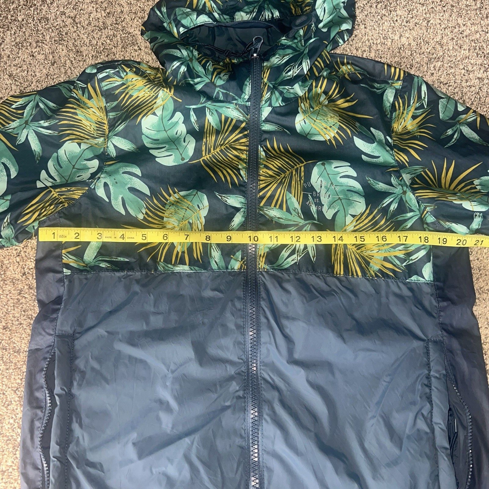 Pull& Bear Windbreaker/ Light Weight Bomber Jacke… - image 9