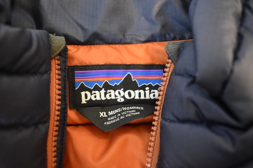 Patagonia Goose Down puffer vest Mens size XL Navy Blue Orange Full Zip - Picture 4 of 7