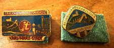 2x Wanderabzeichen Karl-Marx-Stadt Abzeichen