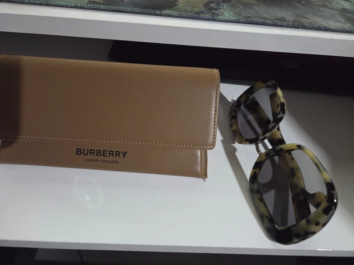 NWT Burberry 0BE4456-416773 Beige Oversized 54mm Sunglasses Burberry Beige Square Sunglasses for Women for sale | eBay main image 4