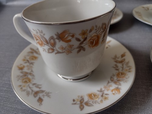 Vintage Carlton China Rosealyn Cups and Saucers - Set of 4 - Japan - Picture 4 of 18
