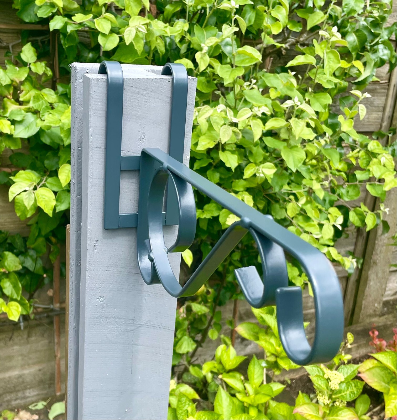 Slimline Concrete Fence Post Bracket Anthracite Grey