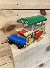 Thomas  Friends Wooden Arlesdale Barrel Company Loader W/ Car