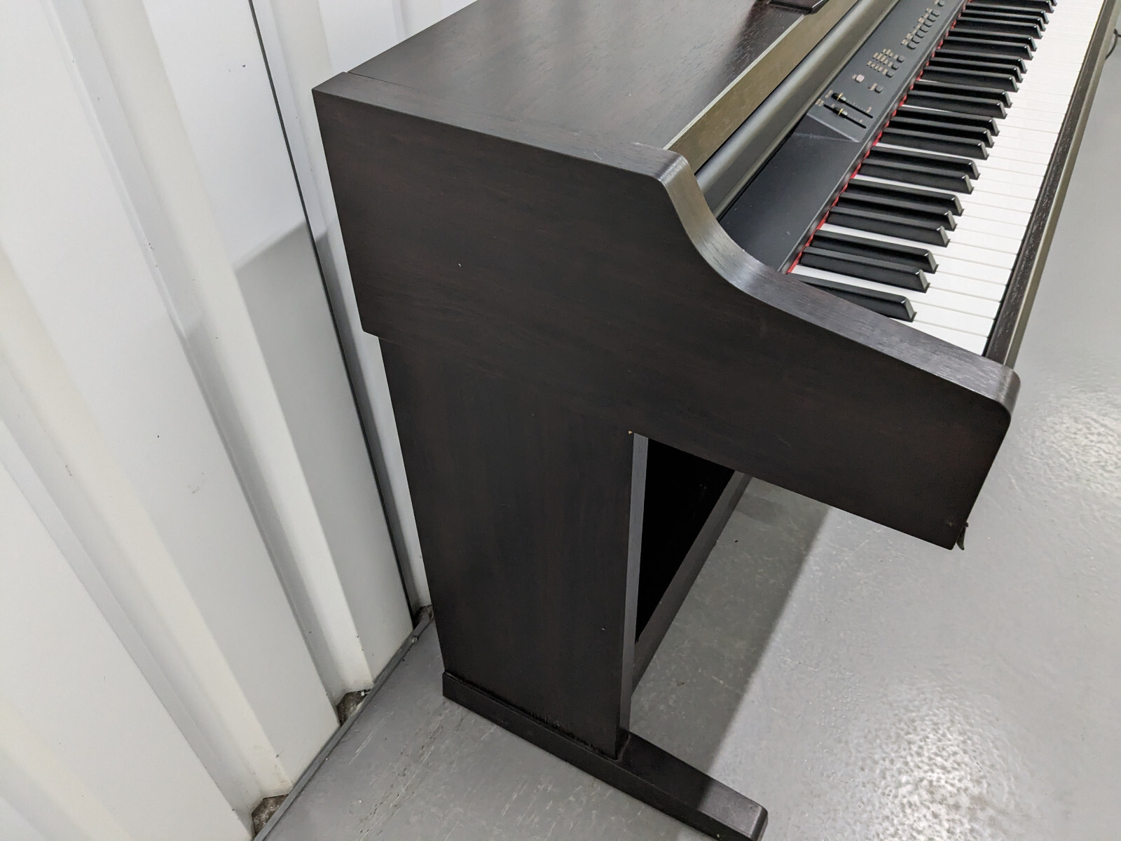 Yamaha Clavinova CLP840 Digital Piano in dark rosewood stock 24030 eBay