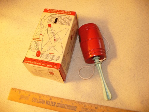 Vintage Red 1958 Bob-A-Loop Romco Enterprises Toy with Box Romper Room Model - Picture 5 of 6