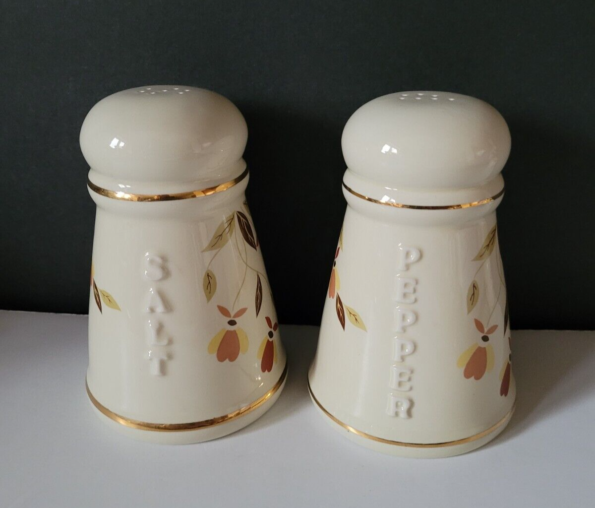 JEWEL TEA AUTUMN LEAF SALT AND PEPPER SHAKERS HALL CHINA eBay