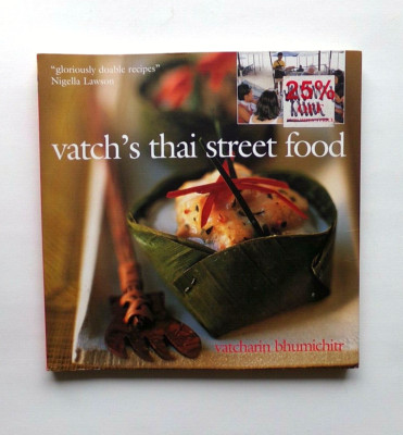 Vatch's Thai Street Food by BHUMICHITR, VATCHARI, Paperback, Used - Very Good
