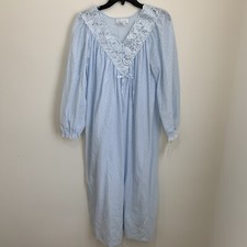 Vtg KOMAR Made In USA Nightgown Pullover V Neck Robe Sleepwear Med Blue Lace