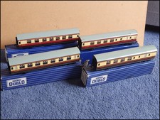 4 HORNBY DUBLO COACHES 32017 32018 32094 32095 D12 D21 Corridor Boxed 00 Gauge