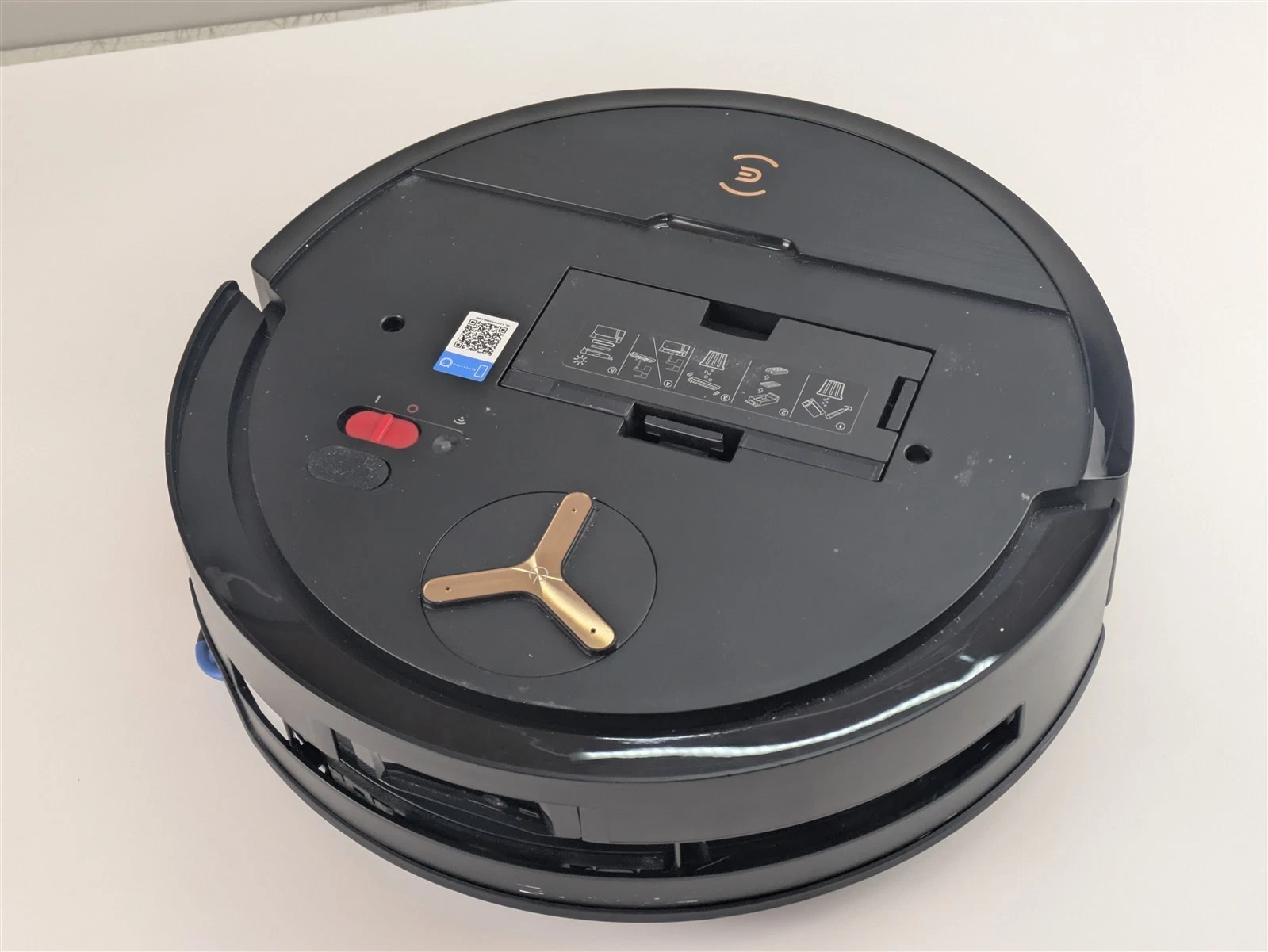 ECOVACS DEEBOT X9 PRO OMNI Robot Vacuum Cleaner & Mop w/ Docking Station - product detail image 6