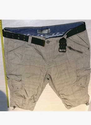 Kurze Freizeit Timezone Herrenhose in Beige mit Gürtel, Gr. 40