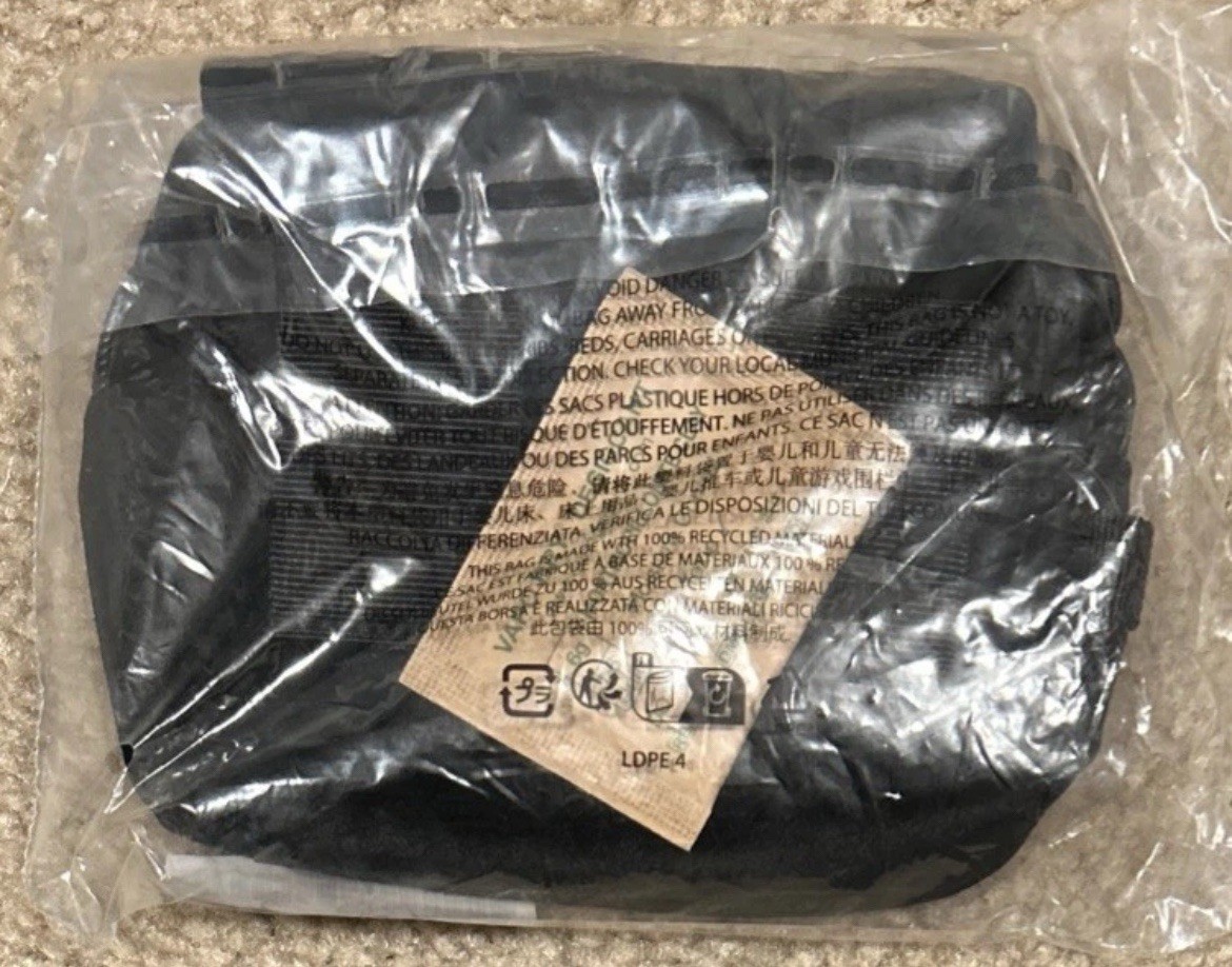 SUPREME Velvet Mini Pouch - Black • 100% Authentic • | eBay