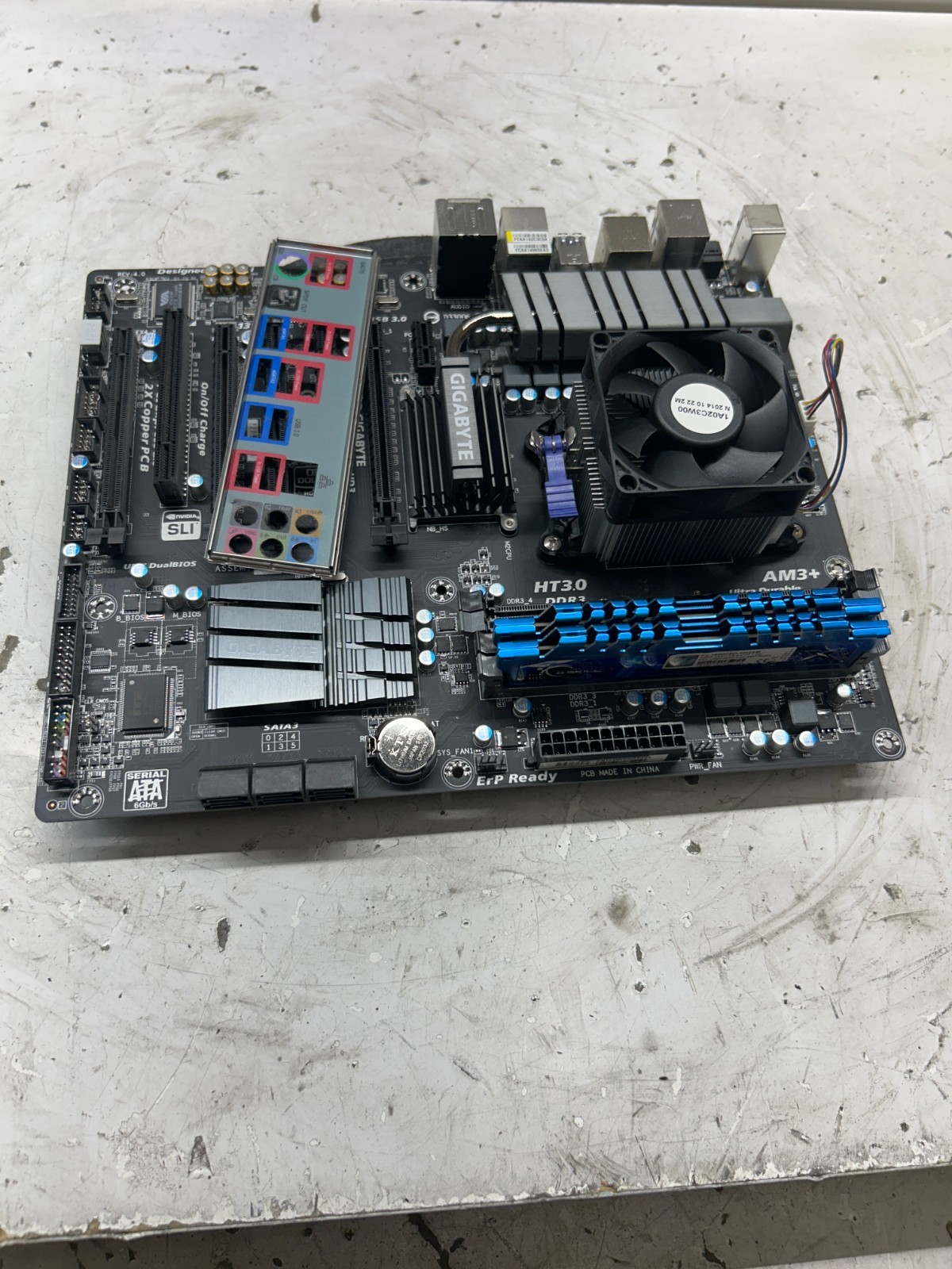 GIGABYTE 990FXA-UD3 AMD FX-6300 Six-Core 3.5GHz 16GB | eBay