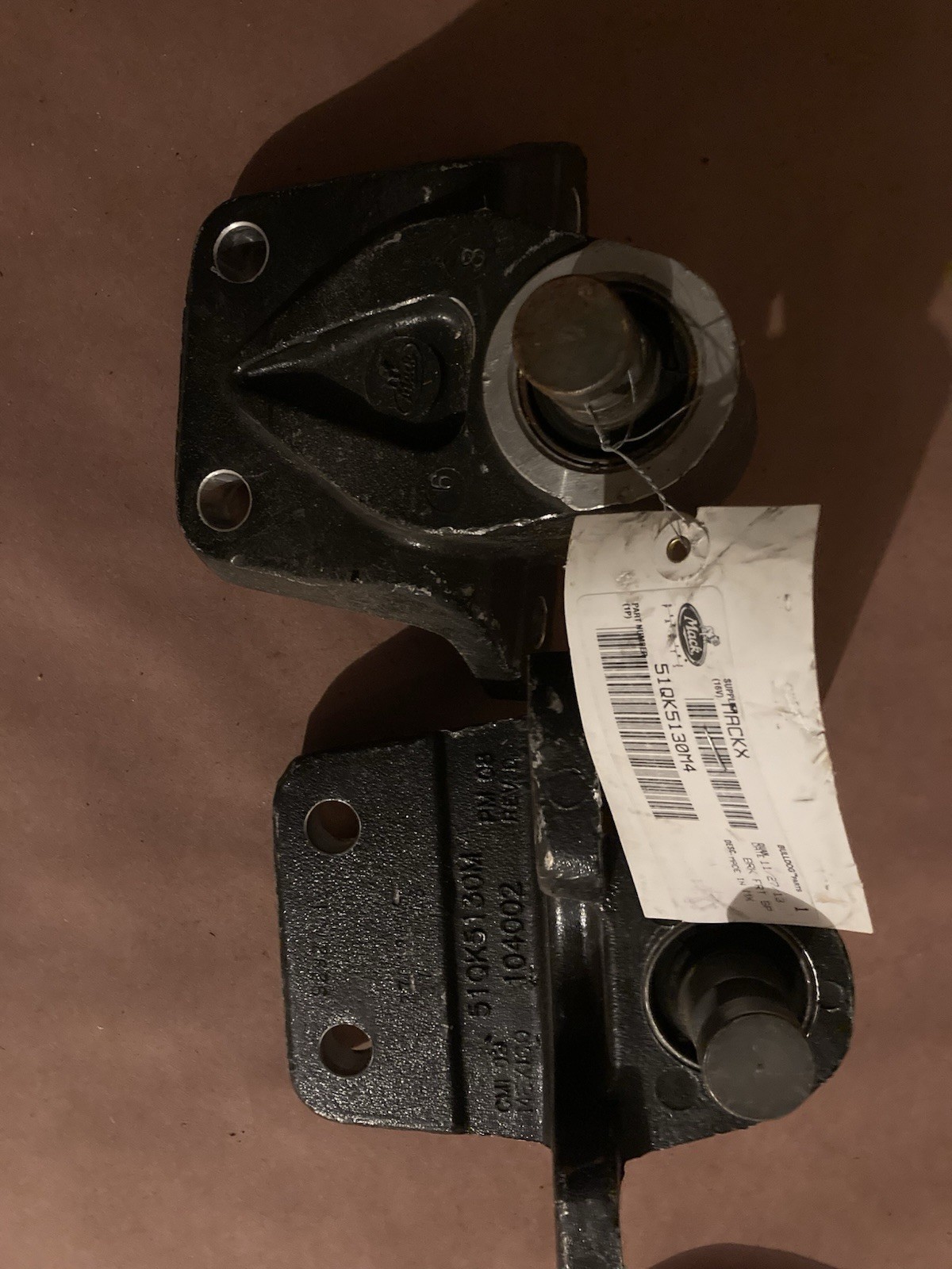 Mack  Hangers 51QK5130M4 Rear Leaf Spring Bracket image 1
