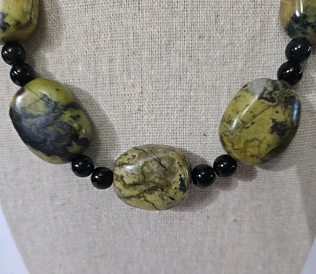 Statement 18" Green Jasperware Jasper Necklace-Go… - image 4