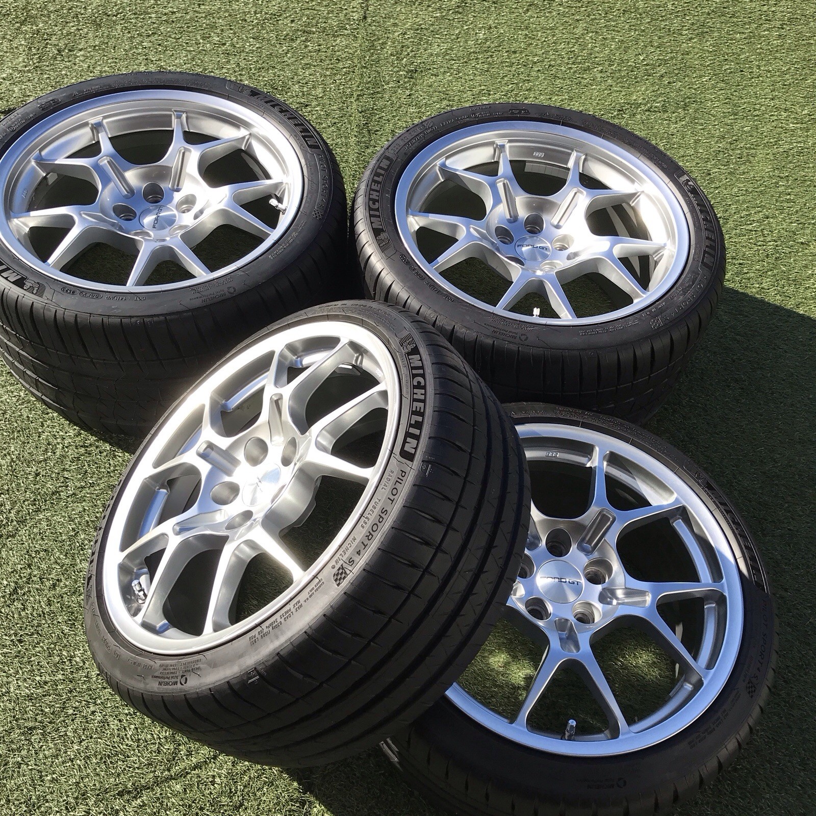 18 19 FORD GT RIMS TIRES OEM GENUINE SET FACTORY WHEELS 4G7V1007DA BBS