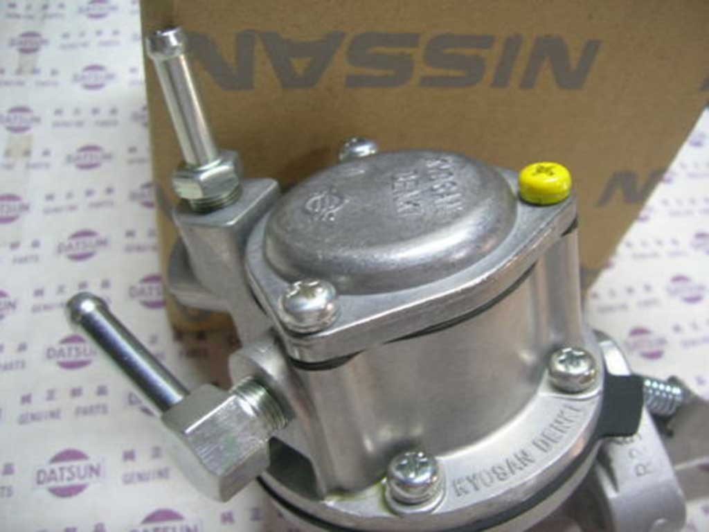 DATSUN 1200 Fuel Pump Genuine (Fits NISSAN B110 B210 B310 A12 A14 A15