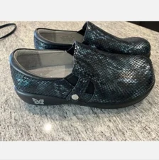 Algeria Nurse KAR-468X Clogs W-sz 40(9.5 US) Blue/Blk iridescent New Without Box