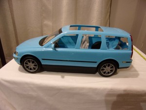 barbie volvo