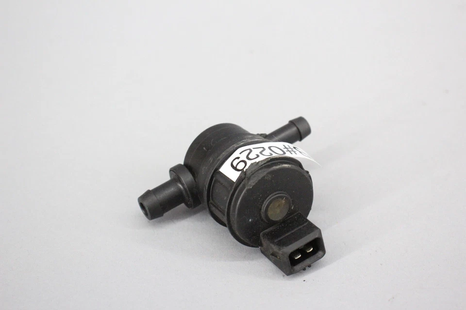 ✅ 03-13 Mercedes R230 SL550 S450 CL550 Fuel System Purge Valve 0004705593 OEM - Image 3 of 4