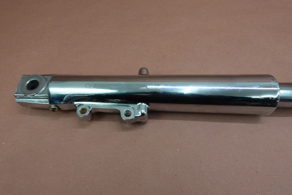 Harley Davidson Street Glide 2001-2006 horquilla delantera izquierda tubo amortiguador Foto 2 de 4