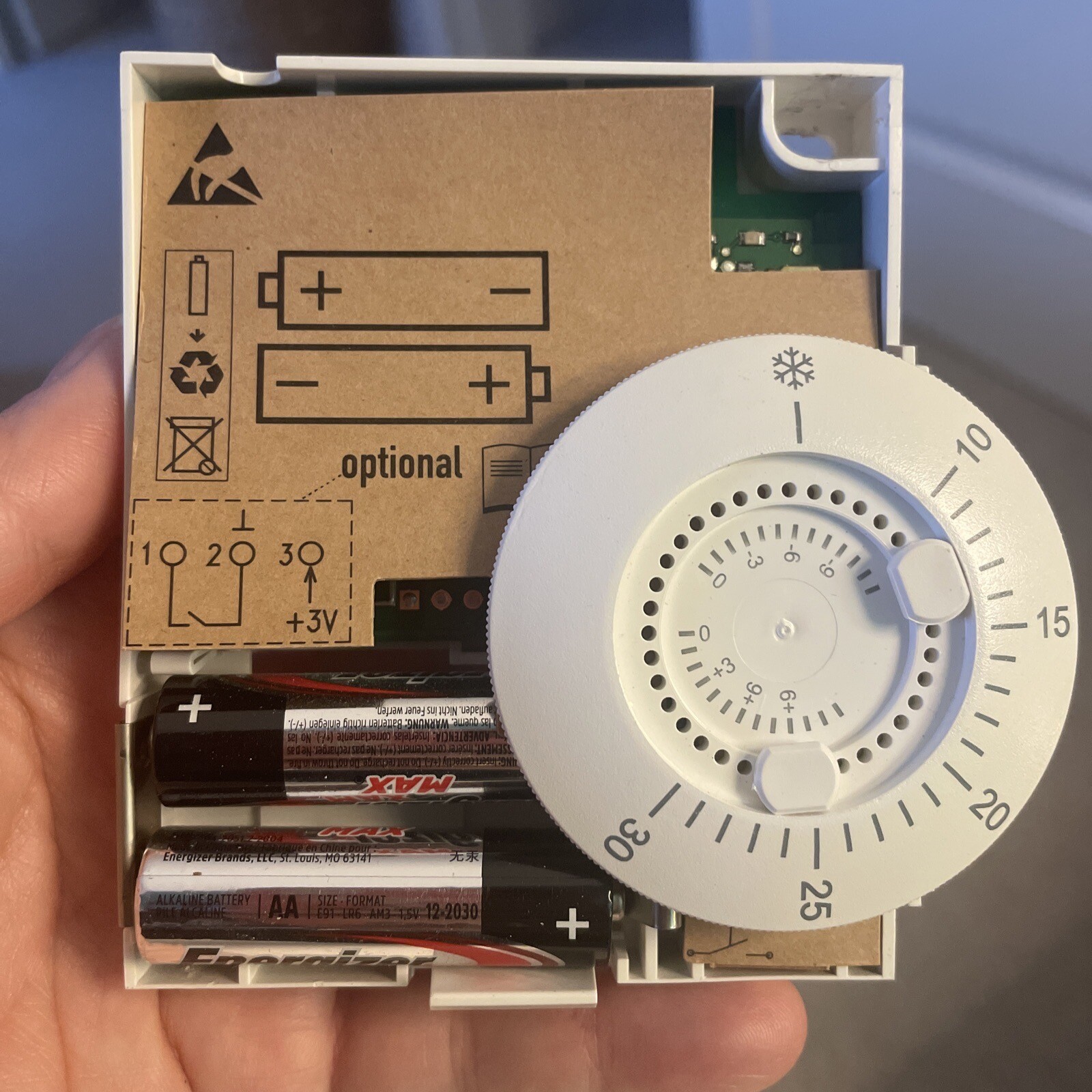 Honeywell kit Y6630D Wireless Analogue Room Thermostat HCW80 and Relay