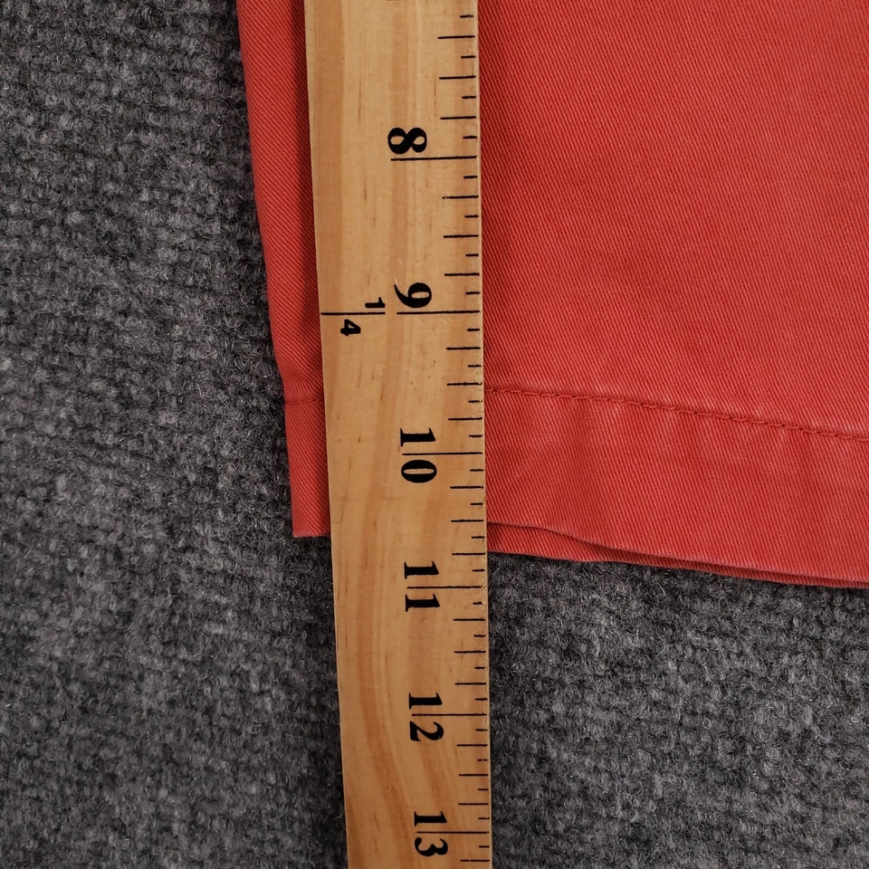 Pantalones Cortos Banana Republic Para Hombres 33 Rojo Coral Emerson Chino Frente Plano Bermudas Sarga Foto 3 de 4