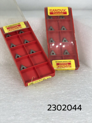 TCMT 2(1.5) 1-UF H13A New Lot of 17 Sandvik Tungsten Carbide Inserts