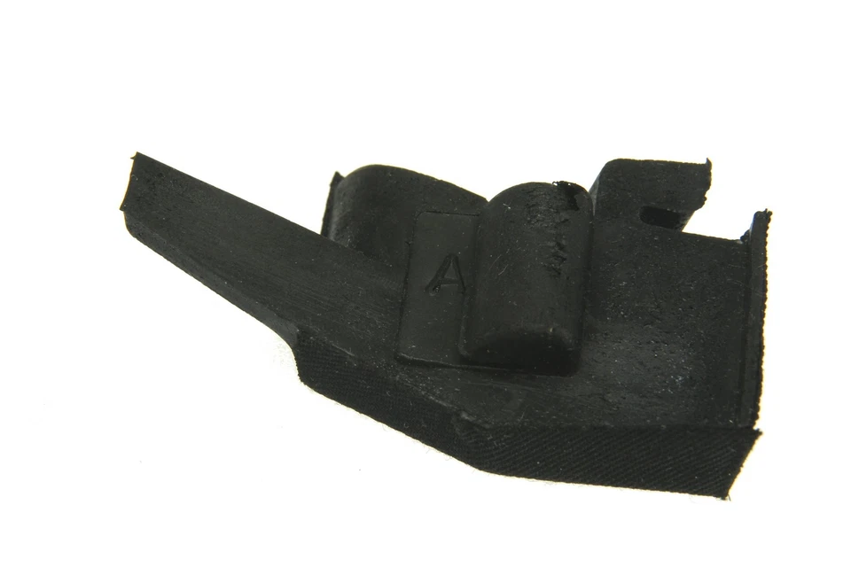 For 1986-1989 Mercedes-Benz 560SL Base Door Window Seal Front Left URO 1987 1988 - Image 4 of 4