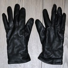 Thinsulate Insulation 40 Gram Women  s Black Genuine Leather Gloves Size Medium