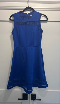Calvin Klein Womens Size 2 Blue A-Line Sleeveless Knee Dress Formal Zip