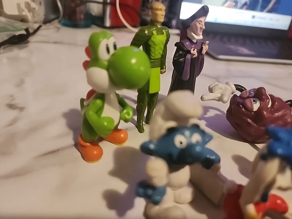 Vintage PVC Mini Figurine Lot - Imagem 3 de 4