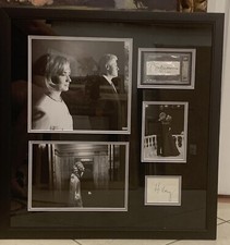 Bill & Hillary Clinton prof. framed piece Beckett Authenticated of Pres. Clinton
