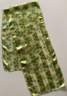   Ein grüner Blumen Design Modern Vintage Damen Satin & Chiffon Schal