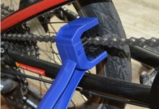 MTB Road Bike Chain Cycle Cleaning Brush Motorcycle Gear wash Tool Scrubber New