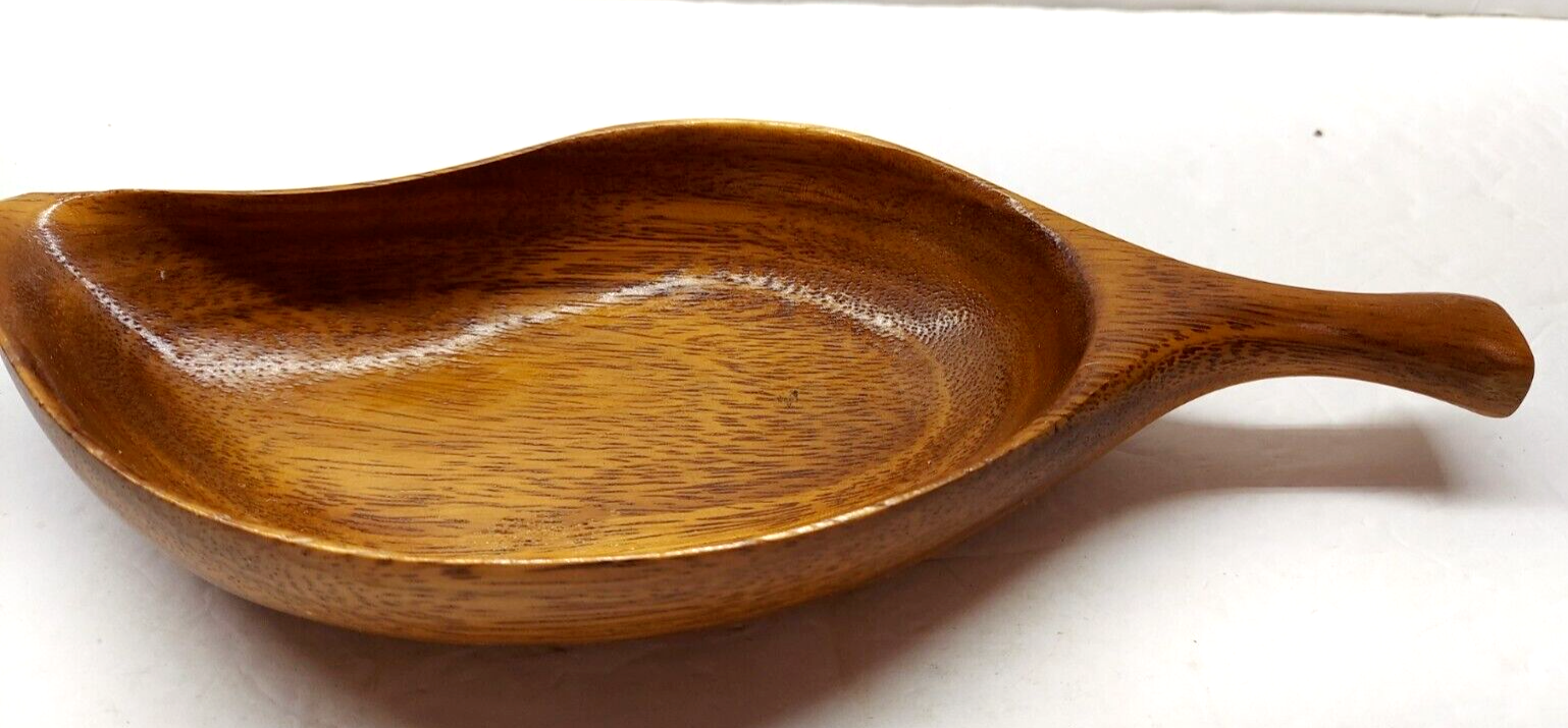 REDUCED Monkey Pod Leaf Bowl, By Woodcraft Hawaii, Snacks Nuts Serving
