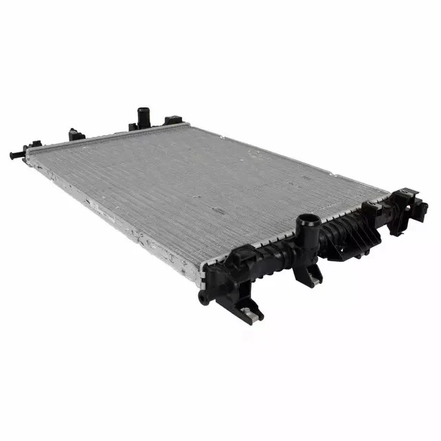 Radiador Motorcraft RAD-167 para Ford Fusion 2013-2020 híbrido 2,0 L Foto 2 de 4