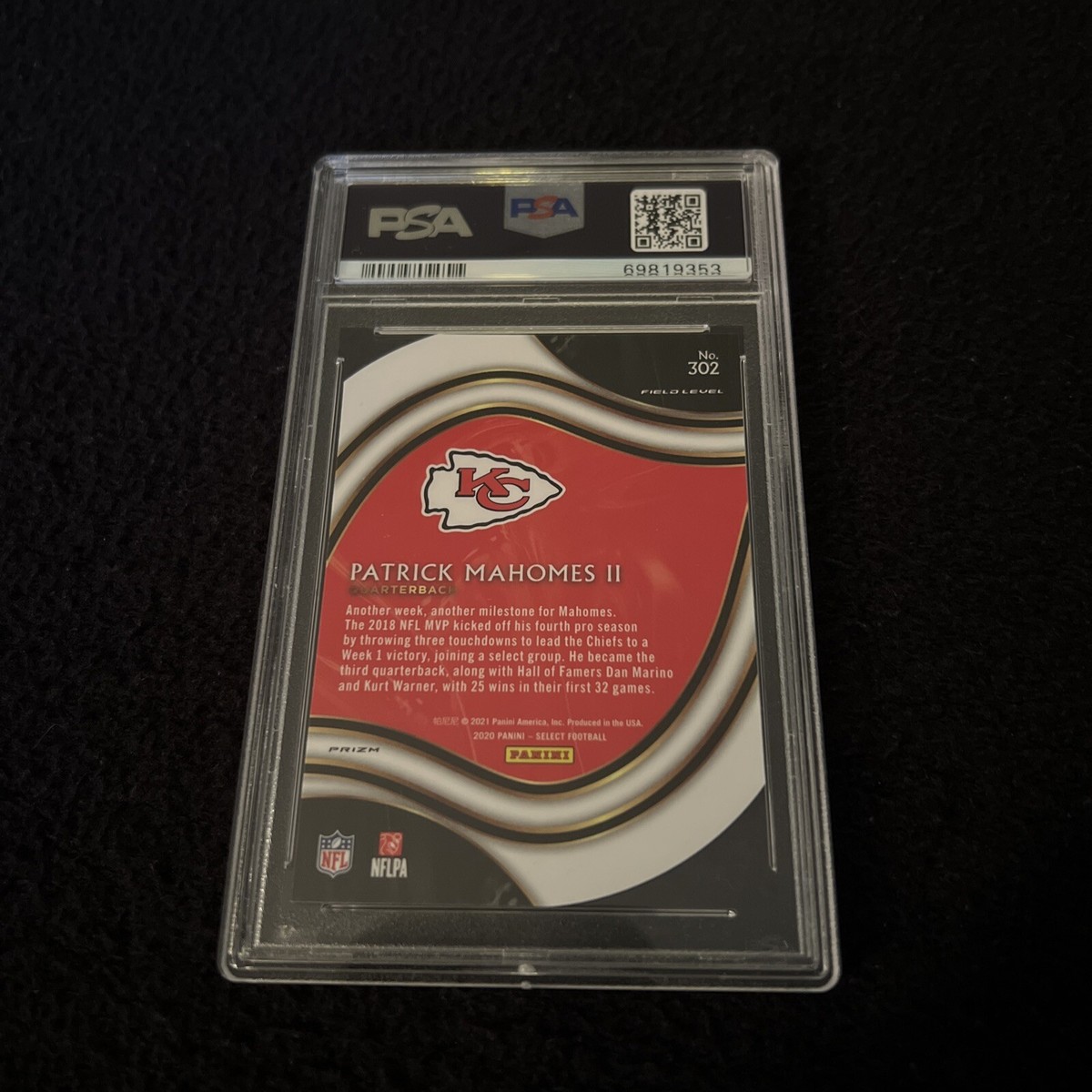 2020 Panini Select Patrick Mahomes Purple Die Cut Field Level Card