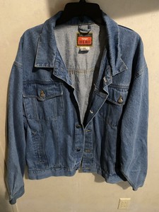 wrangler hero vest