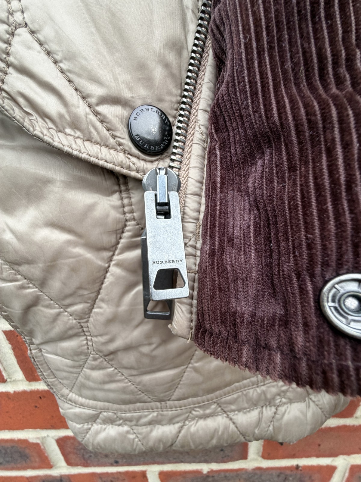 Burberry Mens GRESLING Gilet Jacket MEDIUM Beige Prorsum Brit Quilted Bodywarmer image 9