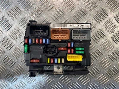 15-18 CITROEN C3 PICASSO/DS3 1.6 PETROL BSM FUSE BOX 9667199680/6500 HV
