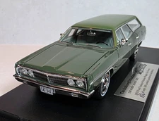 Goldvarg Collection 1:43 1970 Ford Galaxie 500 Country Sedan Med. Ivy Green Poly