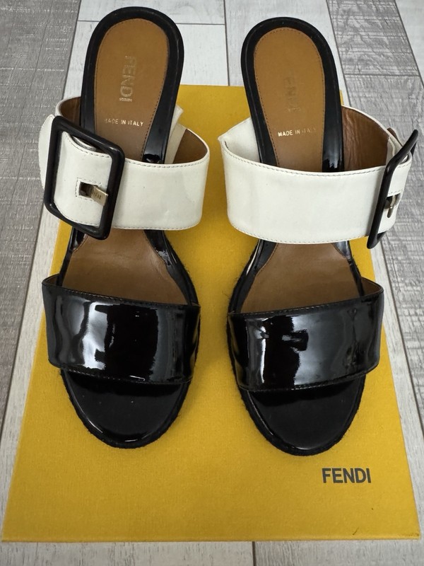 Fendi Black and White Patent Leather Open Toe Platform Wedges Size 8-8.5