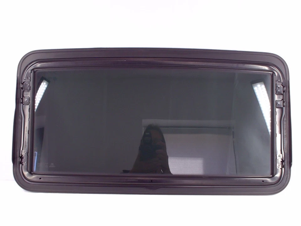 2006-2011 Hyundai Sonata Sun Roof Sunroof Window Glass OEM - Image 2 of 4