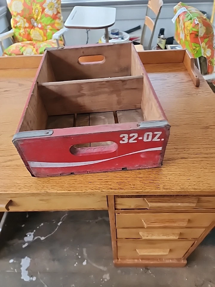Caja de madera vintage de botella de refresco Coca-Cola 32 oz portador rojo blanco Foto 2 de 4