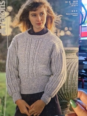 Patons Strickanleitung 3513. Pullover, Aran Garn 32-42''. Original Neu