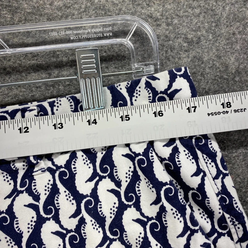 Old Navy Shorts Women 8 Blue Sea ​​Horse Print Mid Rise Chino Flat Front Cotton - Image 3 of 4