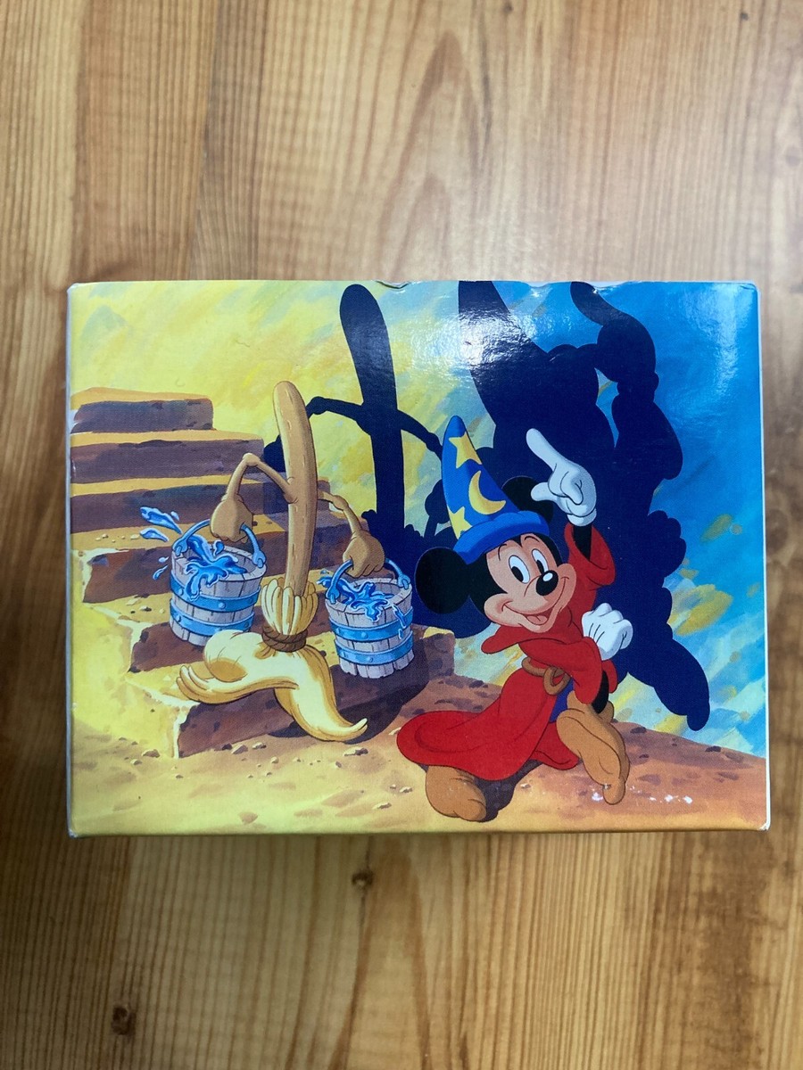 メリッサ・スーバー、【MICKEY'S BROOM DANCE】 The Sorcerer's Apprentice - Fantasia Broom Scene - Behind