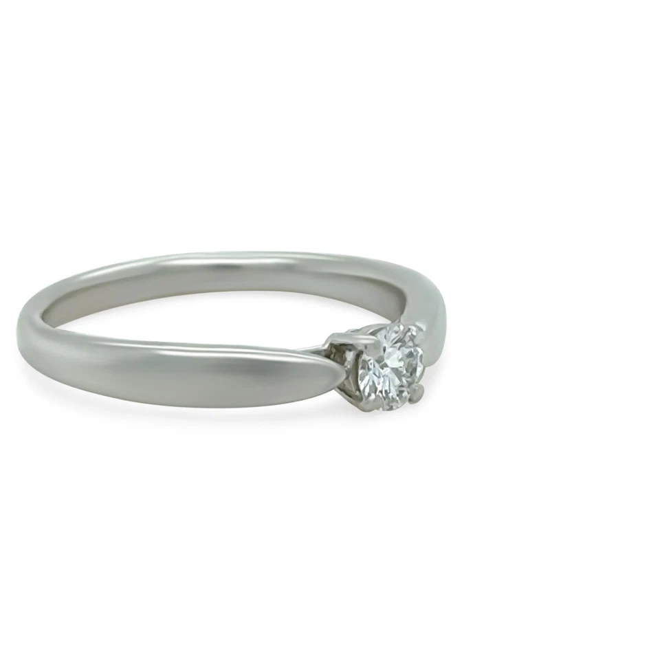 Auténtica Tiffany & Co. Anillo de diamantes Harmony de platino 0,17 quilates PVP $5.950* Foto 3 de 4