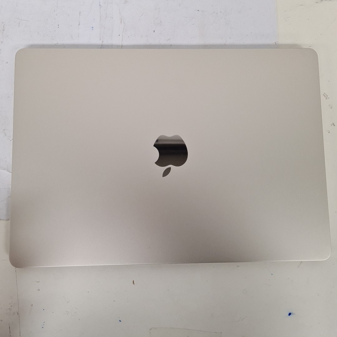 Top macbook air m2 Available in 2022 6 Apple MacBook Air 15" Starlight 2023 M2 Chip 8GB 256GB SSD *A-GRADE* (FREESHIP)
